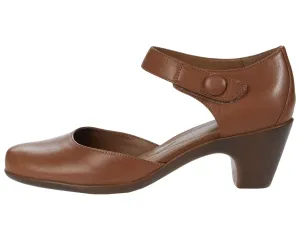 Clarice Easy Spirit heels, brown