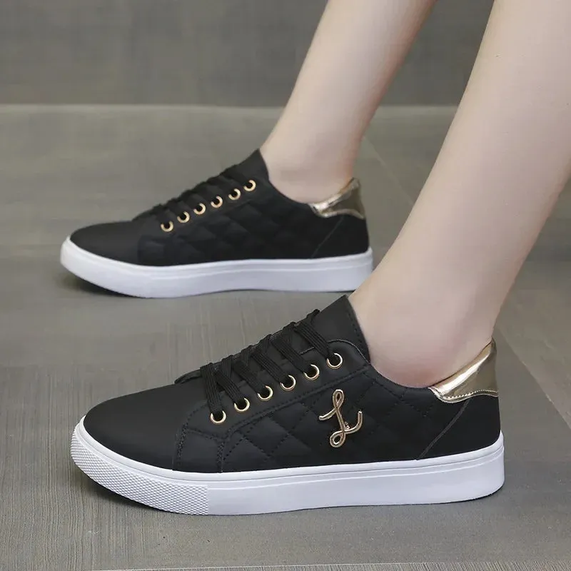 Fashion Breathable Flat Shoes Woman Soft Sole Walking Vulcanized Casual Sneaker