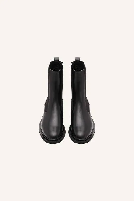 THE GRACE BOOT - BLACK