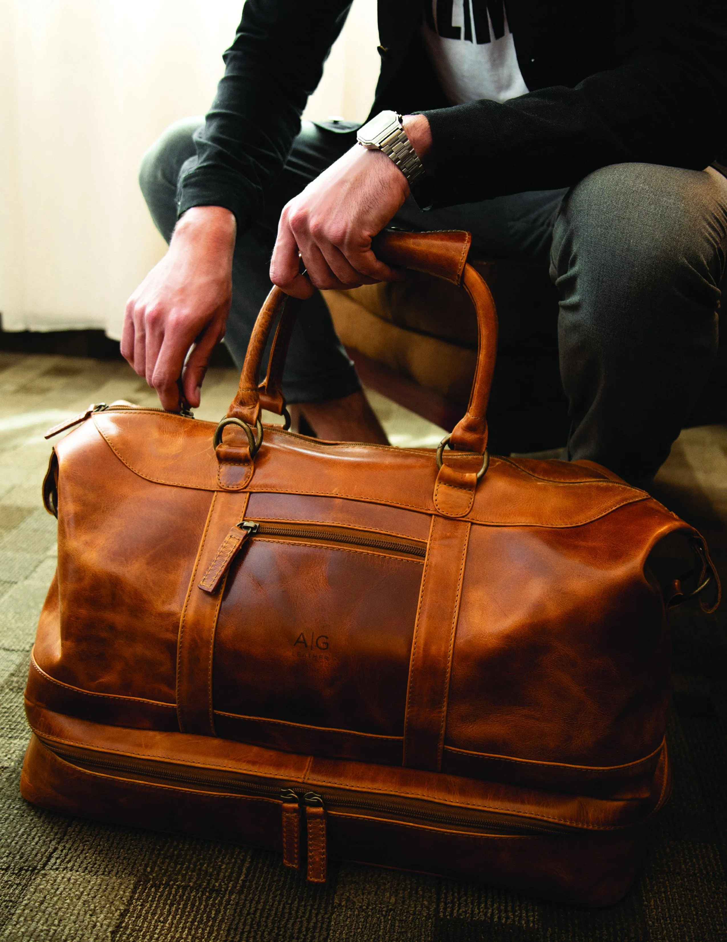 Weekender Bag with shoe compartment in Cognac color Leather - Professional Players Favorite